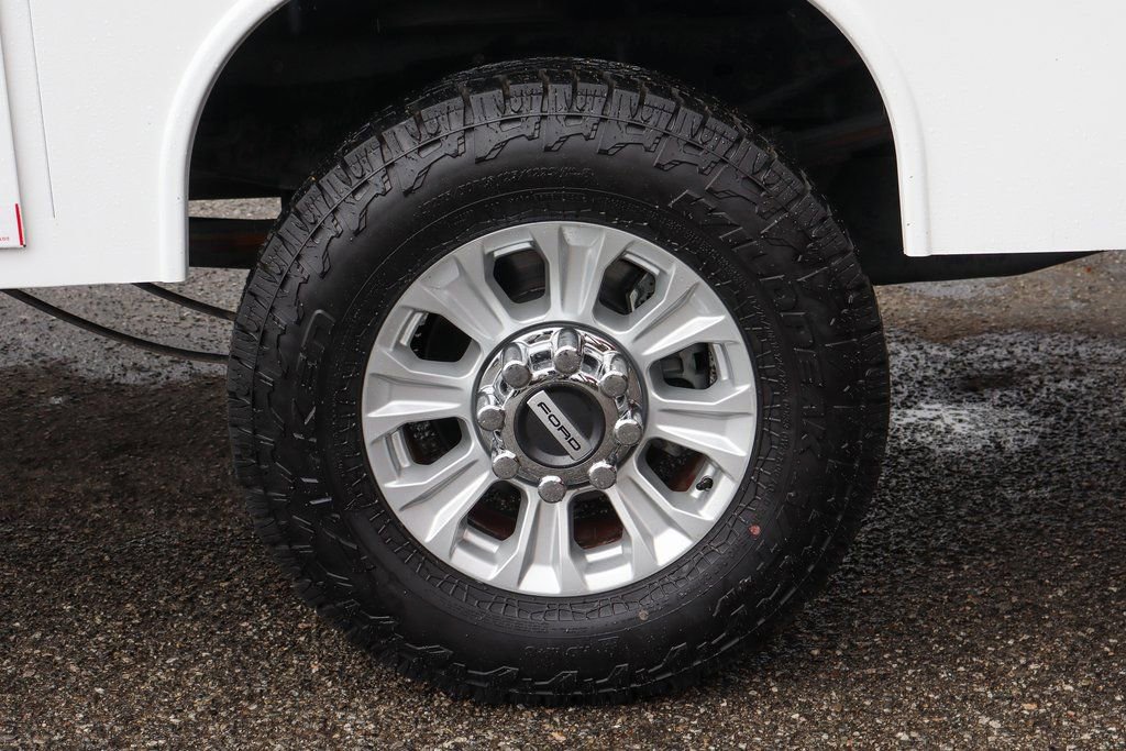 Used 2021 Ford F350 XLT image 46