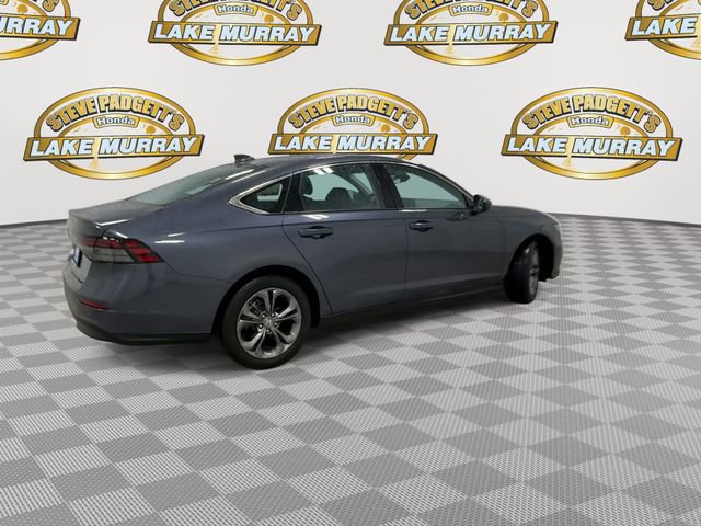 Used 2023 Honda Accord EX image 3
