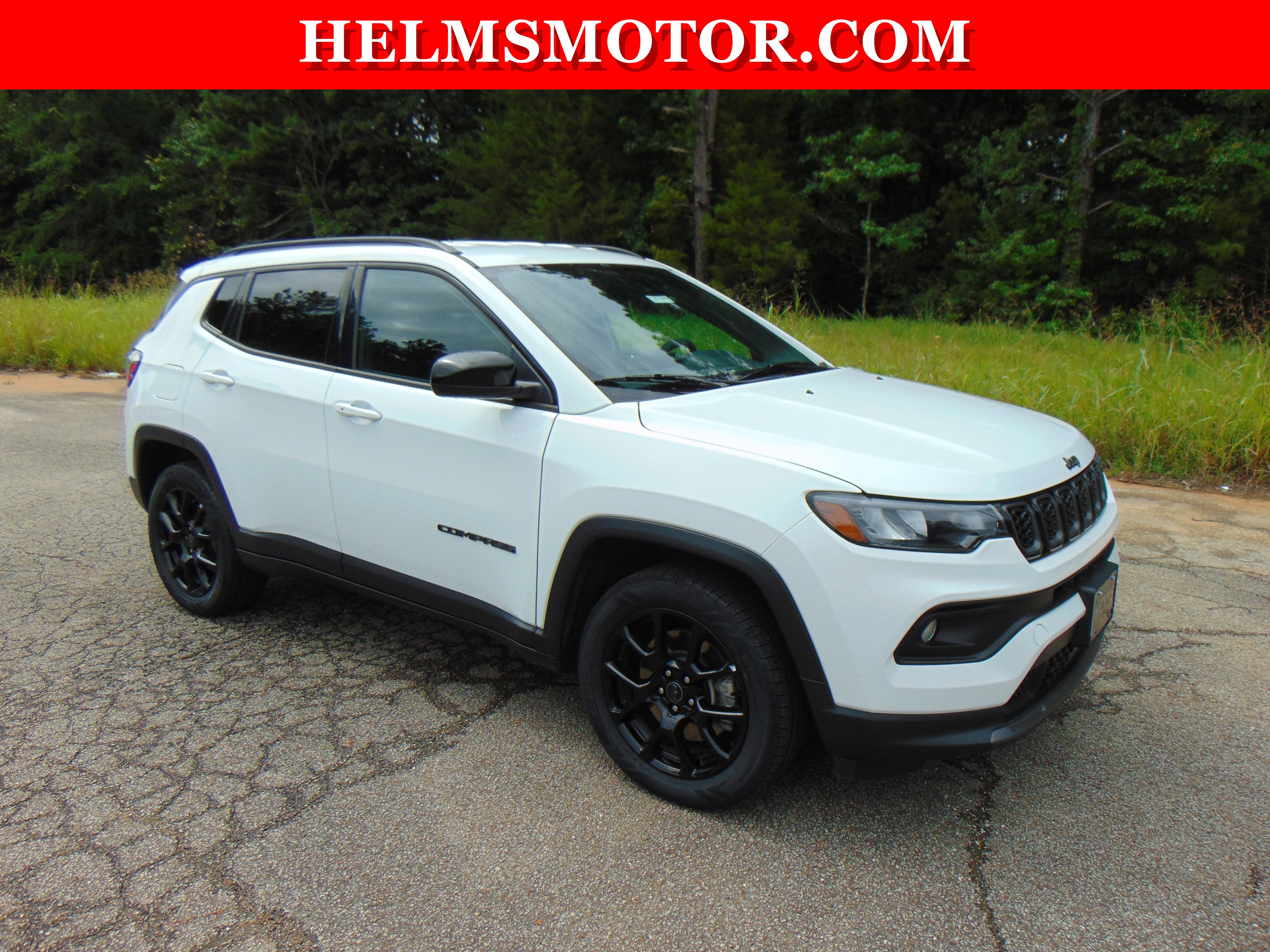 Certified 2025 Jeep Compass Latitude w/ Altitude Special Edition AWD/4WD image 13