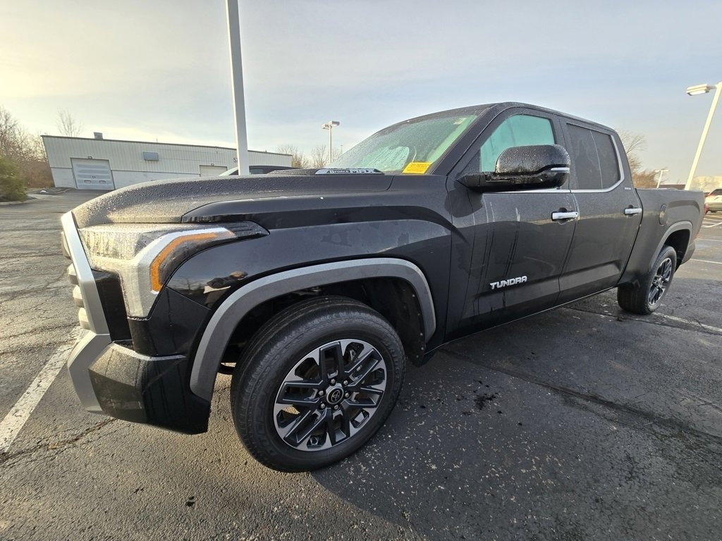 Used 2024 Toyota Tundra Limited image 4