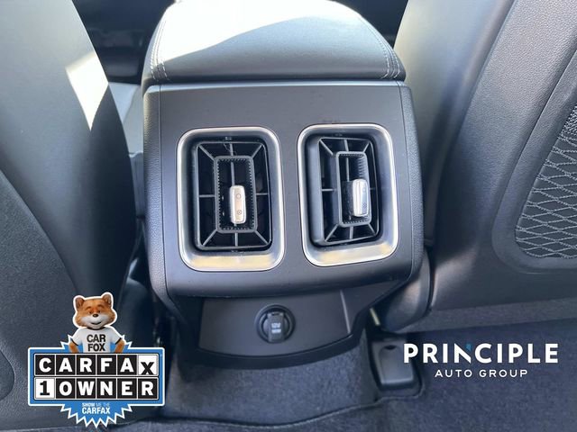 Used 2025 Kia Sorento S image 30