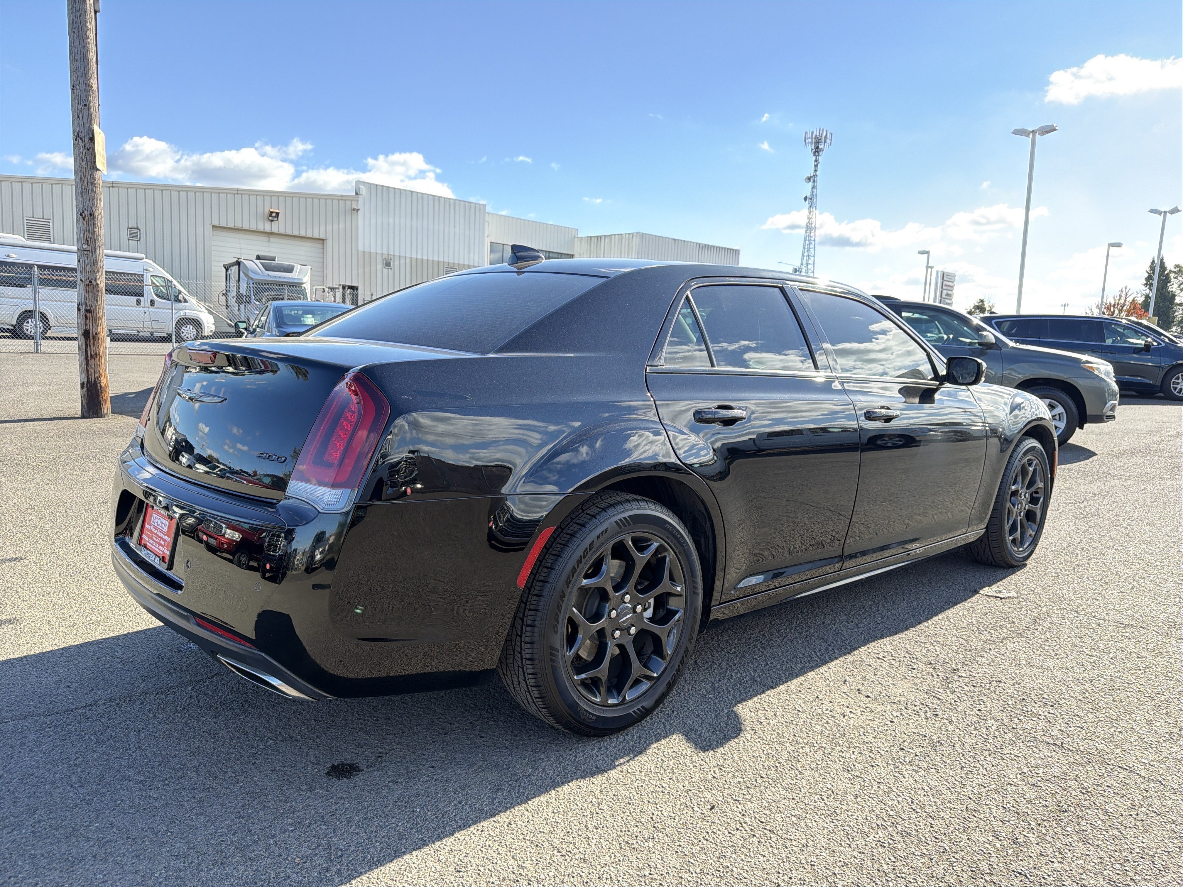 Used 2021 Chrysler 300 Touring L AWD/4WD image 6