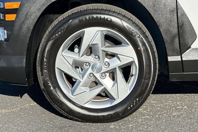 Certified 2026 Hyundai Kona SE image 26