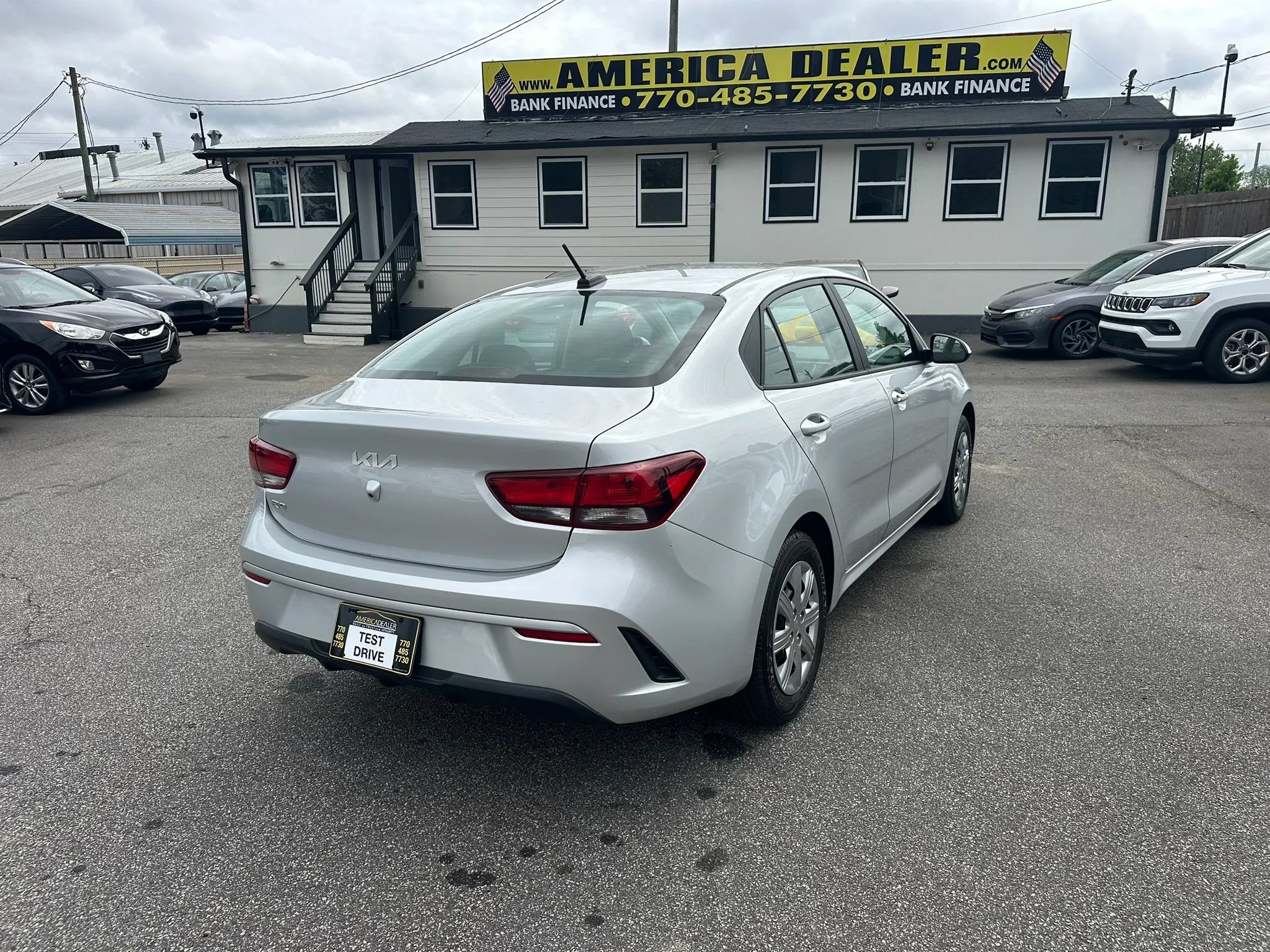 Used 2022 Kia Rio LX FWD image 9