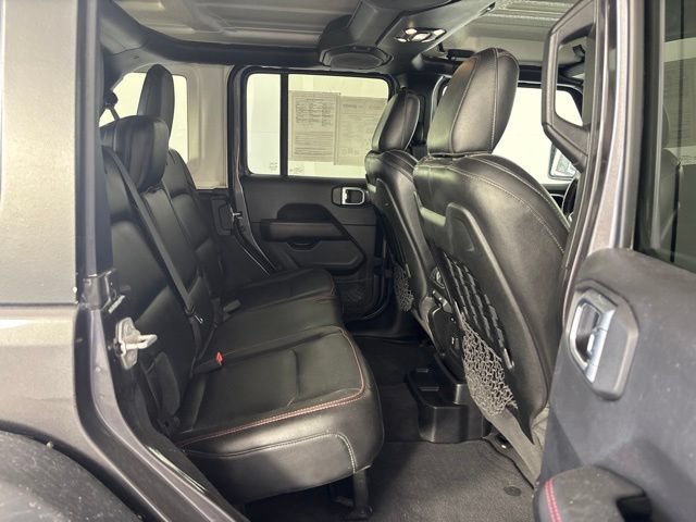 Used 2021 Jeep Wrangler Unlimited Rubicon w/ Cold Weather Group AWD/4WD image 26