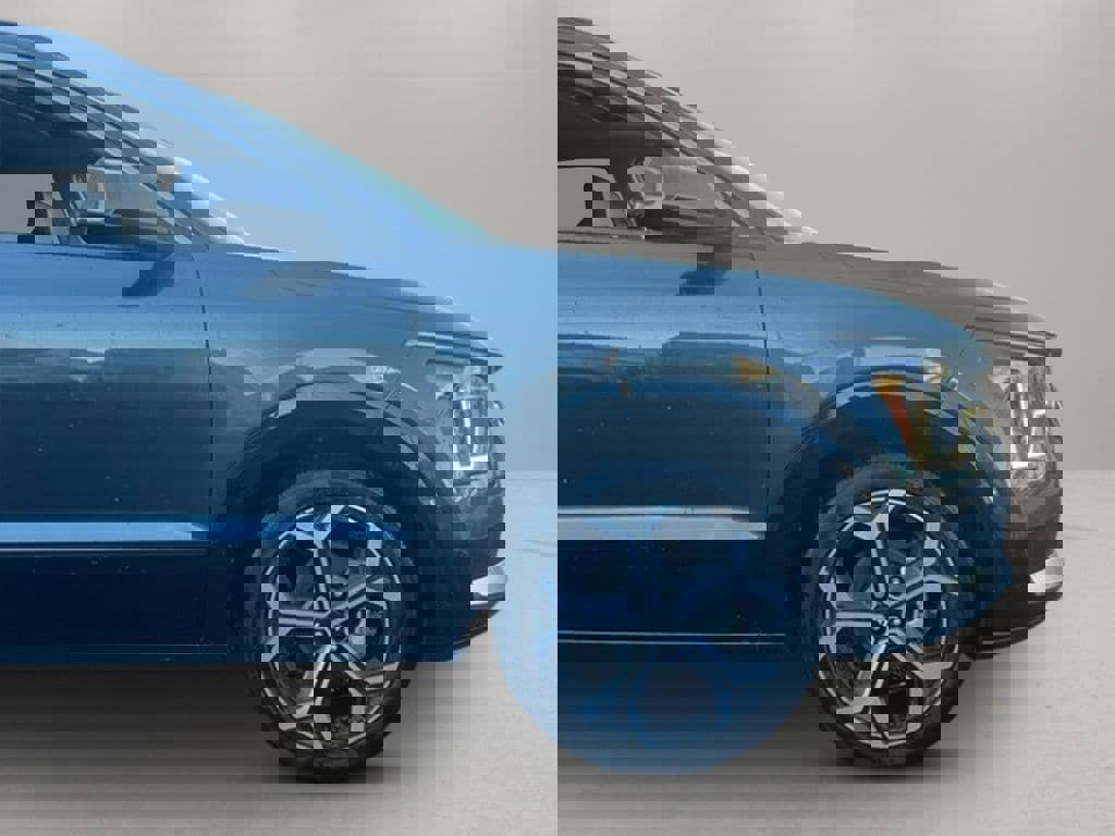 Used 2023 Kia Niro EX Touring image 26