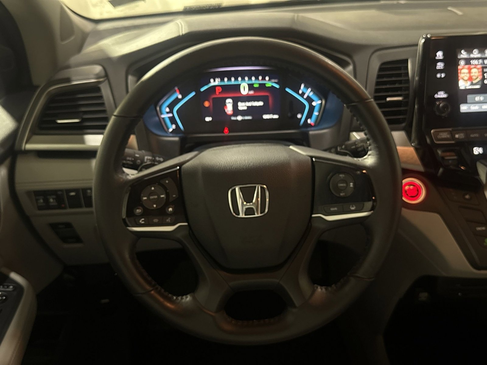 Used 2019 Honda Odyssey EX-L image 36