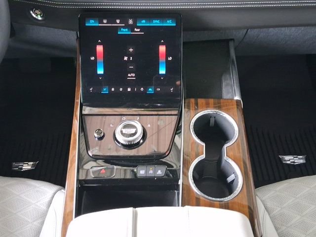 New 2026 Cadillac Escalade ESV Platinum Sport AWD/4WD image 17