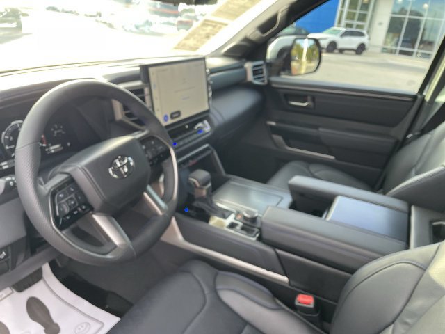 Used 2026 Toyota Tundra Platinum AWD/4WD image 14