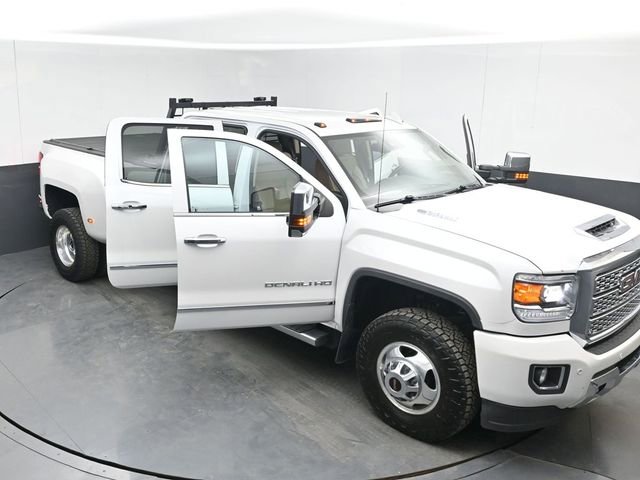 Used 2018 GMC Sierra 3500 Denali w/ Duramax Plus Package image 46