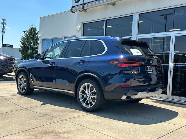 Used 2024 BMW X5 xDrive40i w/ Executive Package AWD/4WD image 7
