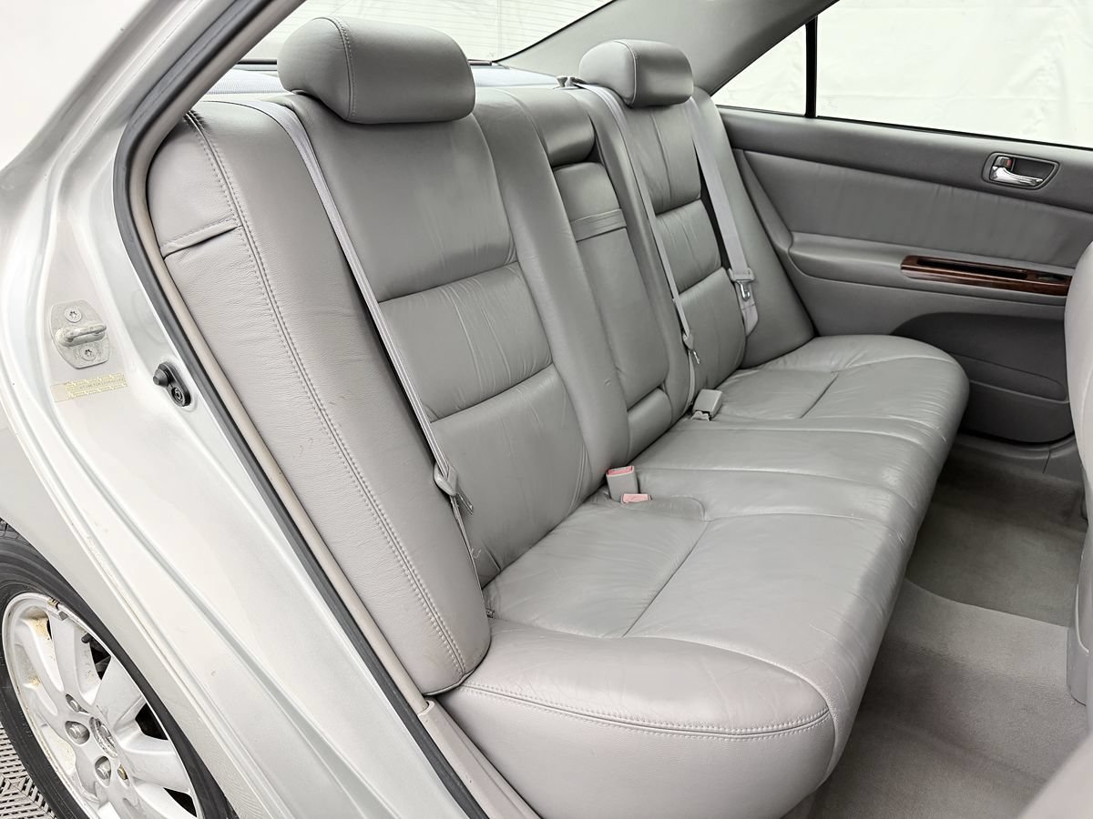 Used 2002 Toyota Camry LE FWD image 16