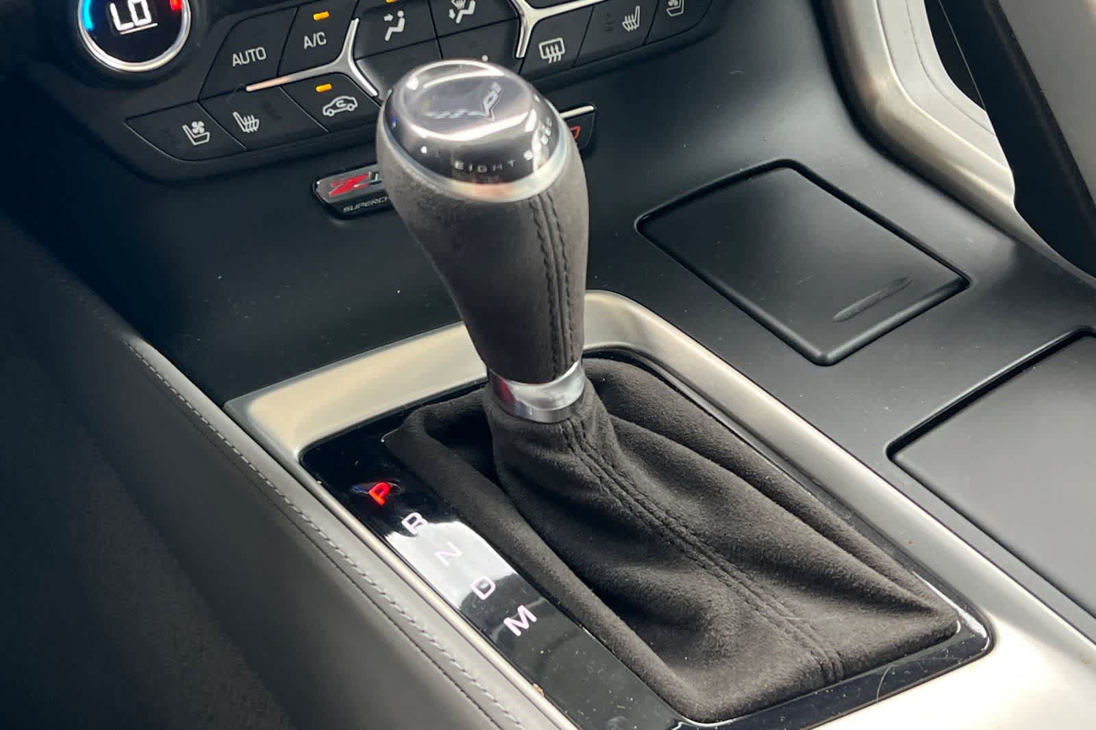 Used 2018 Chevrolet Corvette Z06 RWD image 23
