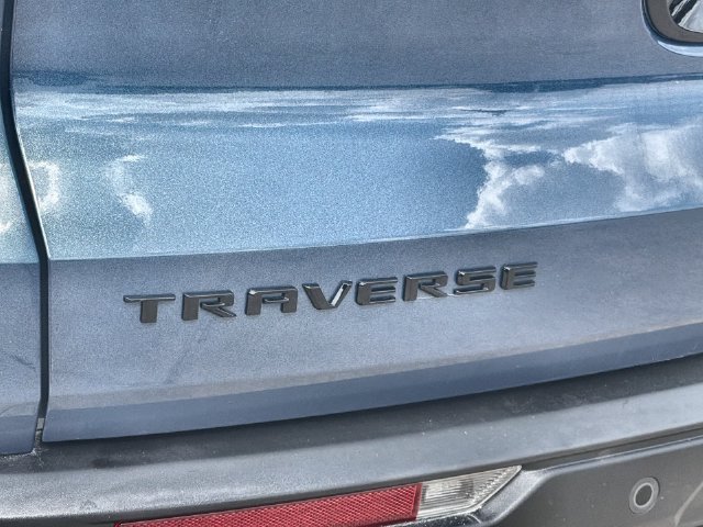 Used 2024 Chevrolet Traverse LS w/ Midnight/Sport Edition FWD image 31