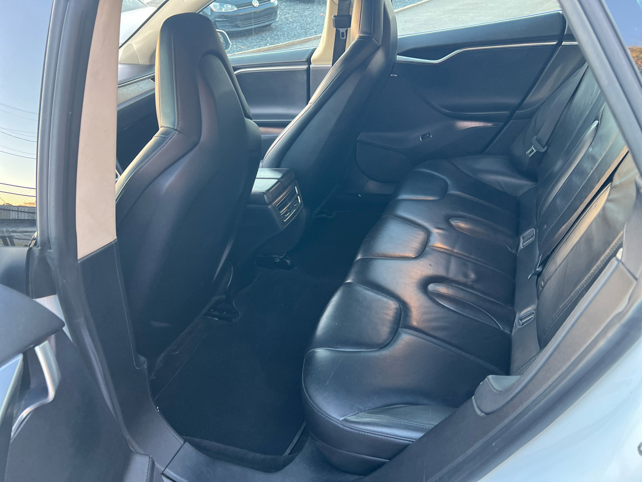 Used 2013 Tesla Model S Signature Performance image 14