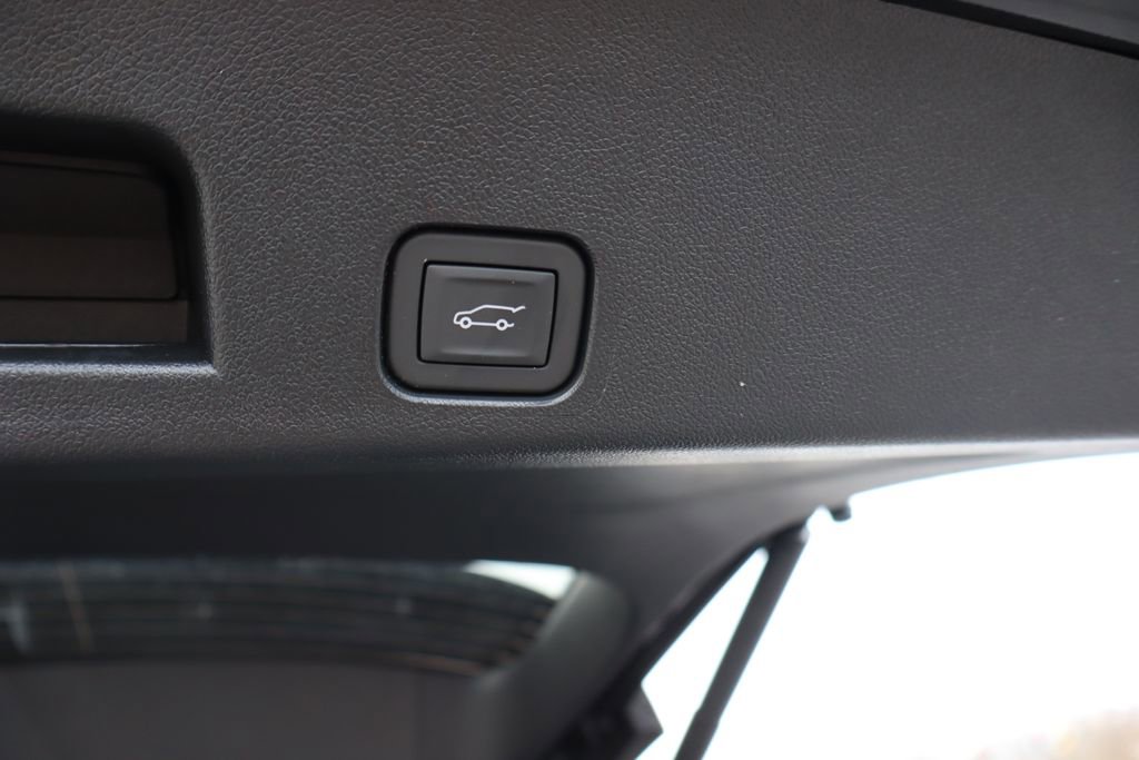 New 2026 Chevrolet Traverse LT w/ Midnight/Sport Edition image 26