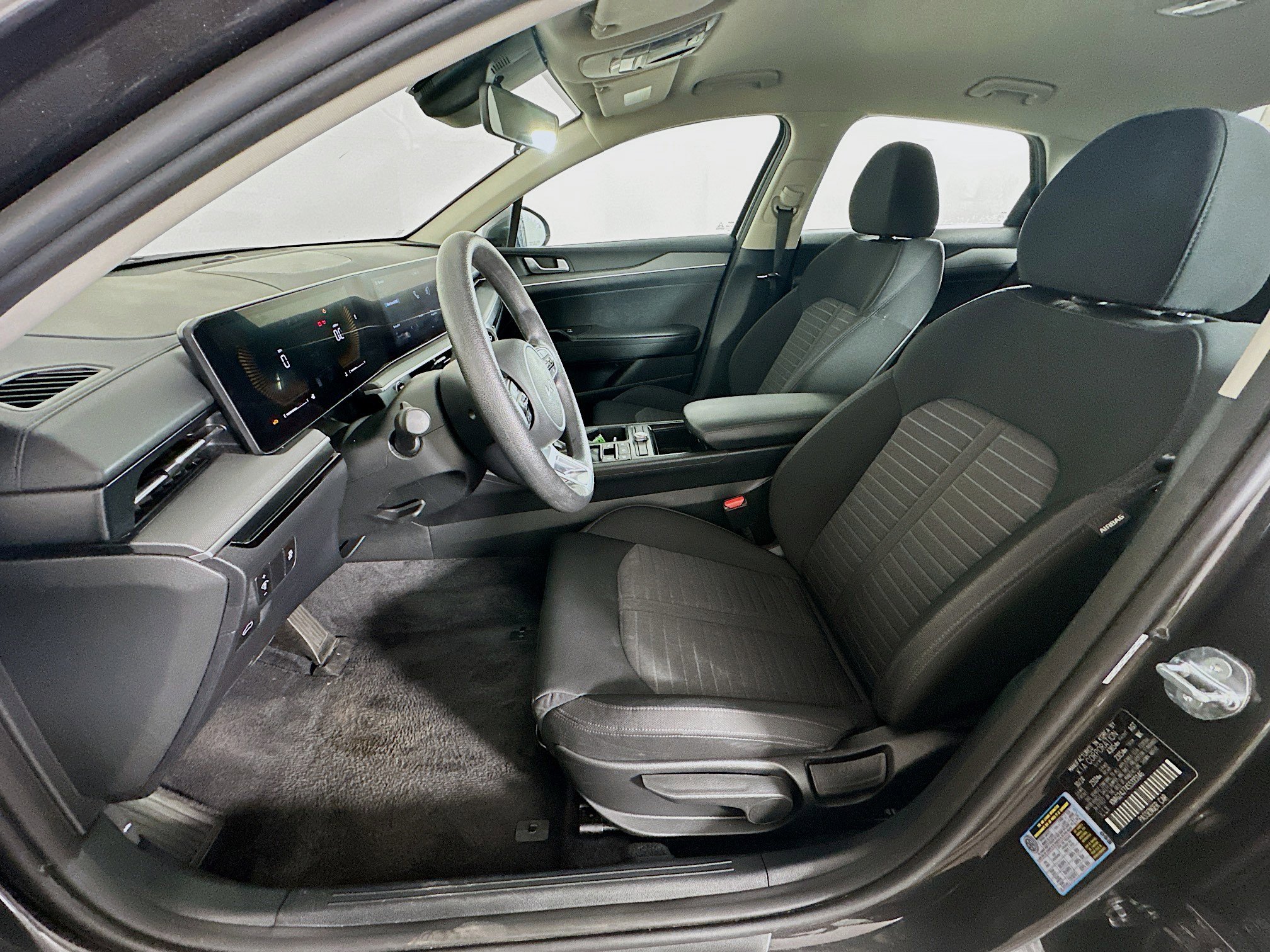 Used 2025 Kia K5 LXS image 13