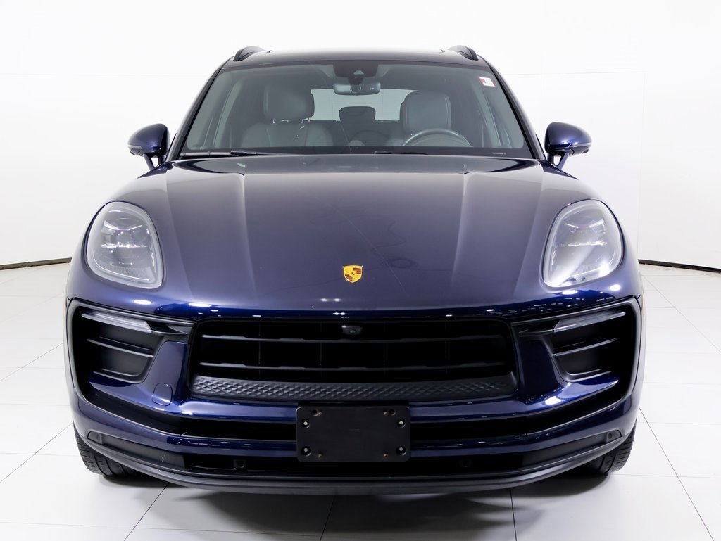 Certified 2022 Porsche Macan w/ Premium Package Plus image 39