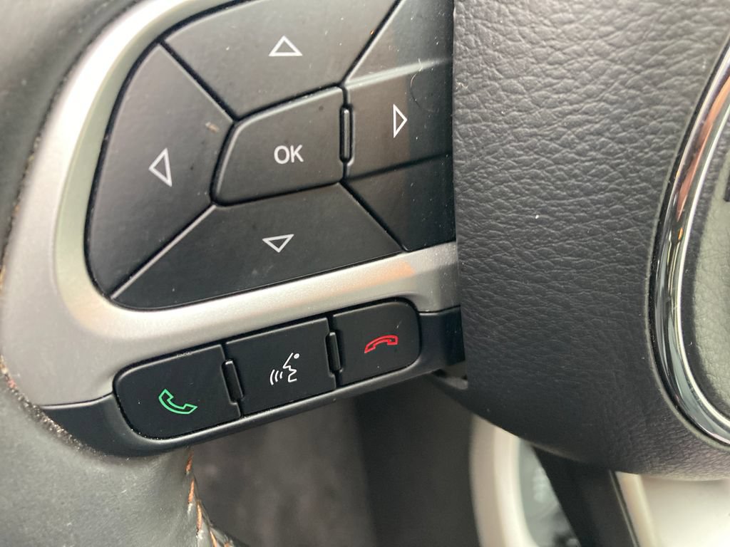 Used 2019 Jeep Compass Latitude AWD/4WD image 39