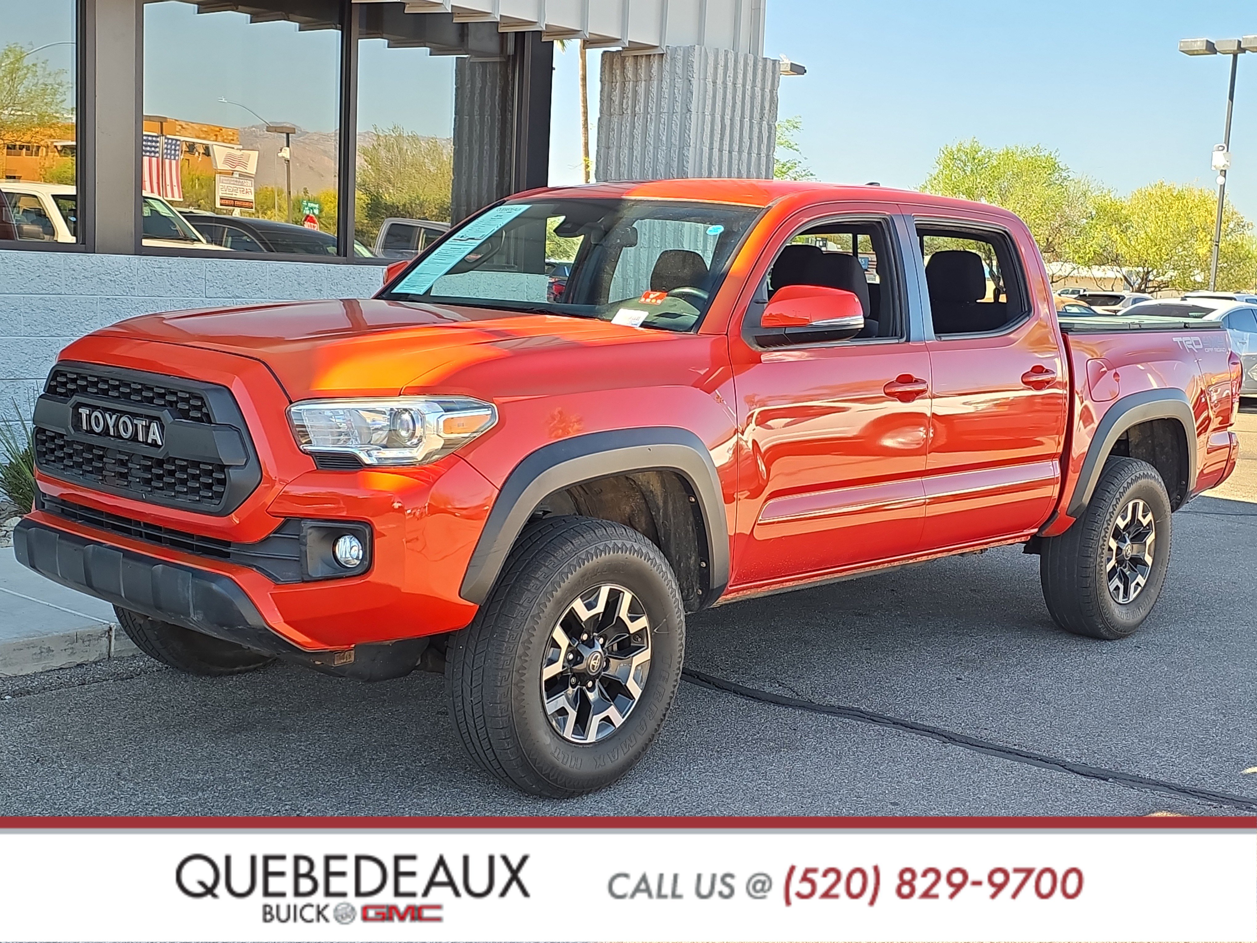 Used 2018 Toyota Tacoma TRD Off-Road w/ Technology Package image 3
