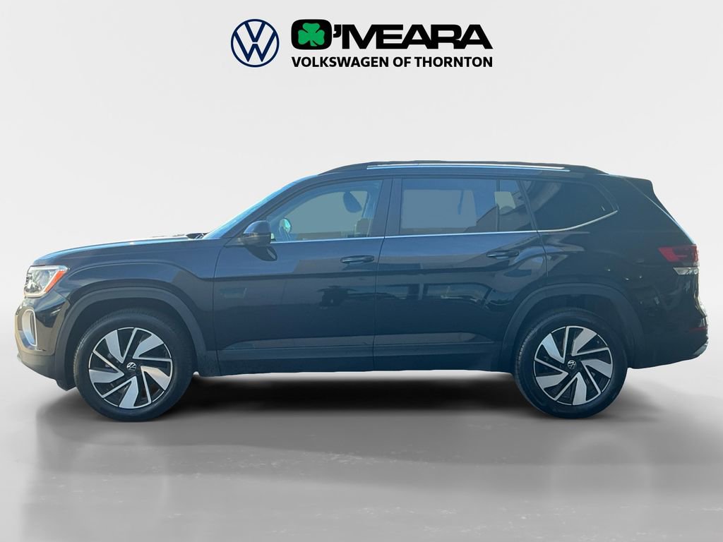 Used 2025 Volkswagen Atlas SE image 2