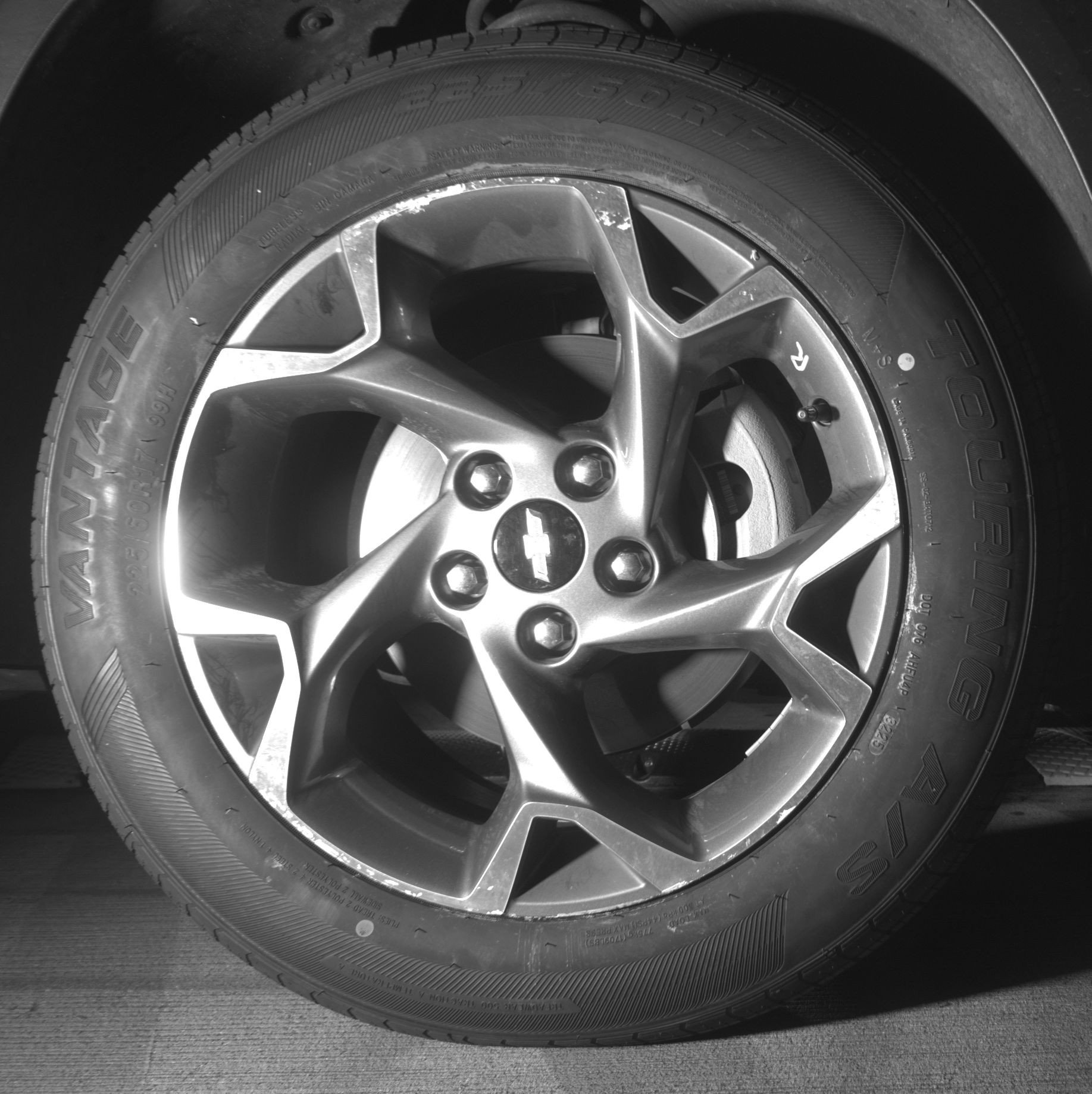 Used 2025 Chevrolet Trax LT FWD image 13