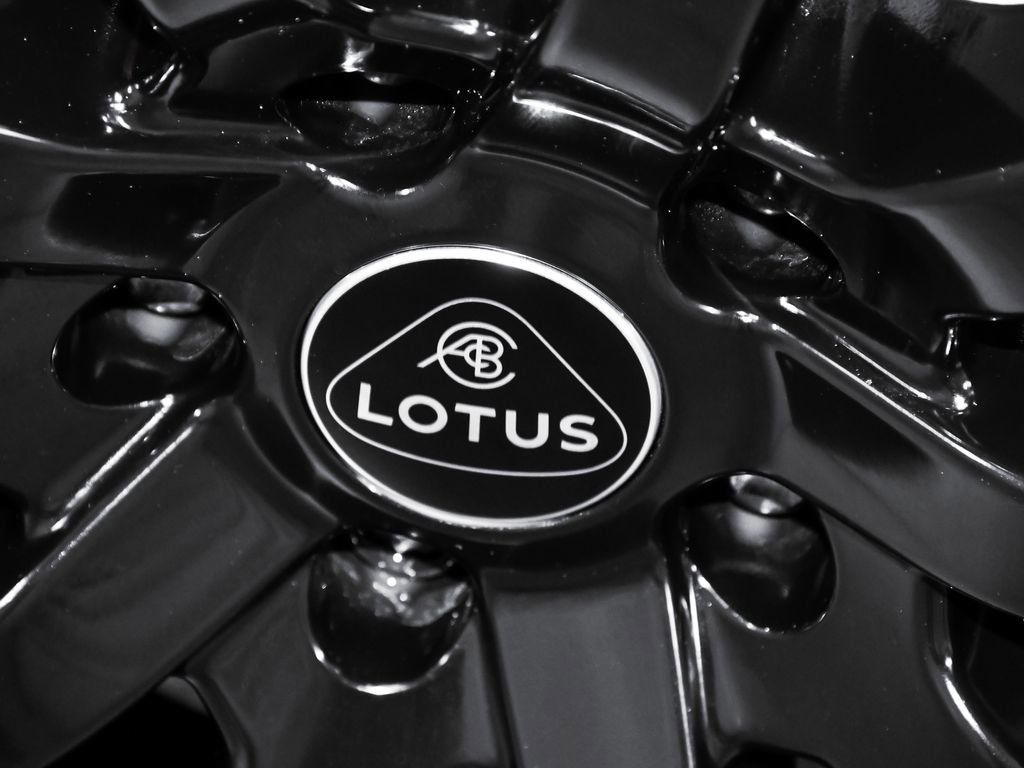 Used 2025 Lotus Emira image 83