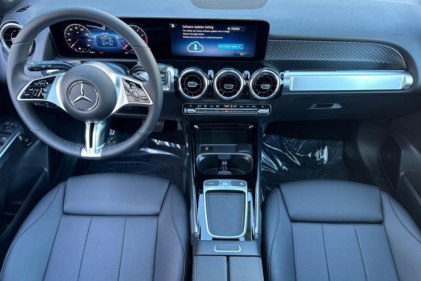 New 2026 Mercedes-Benz GLB 250 image 24