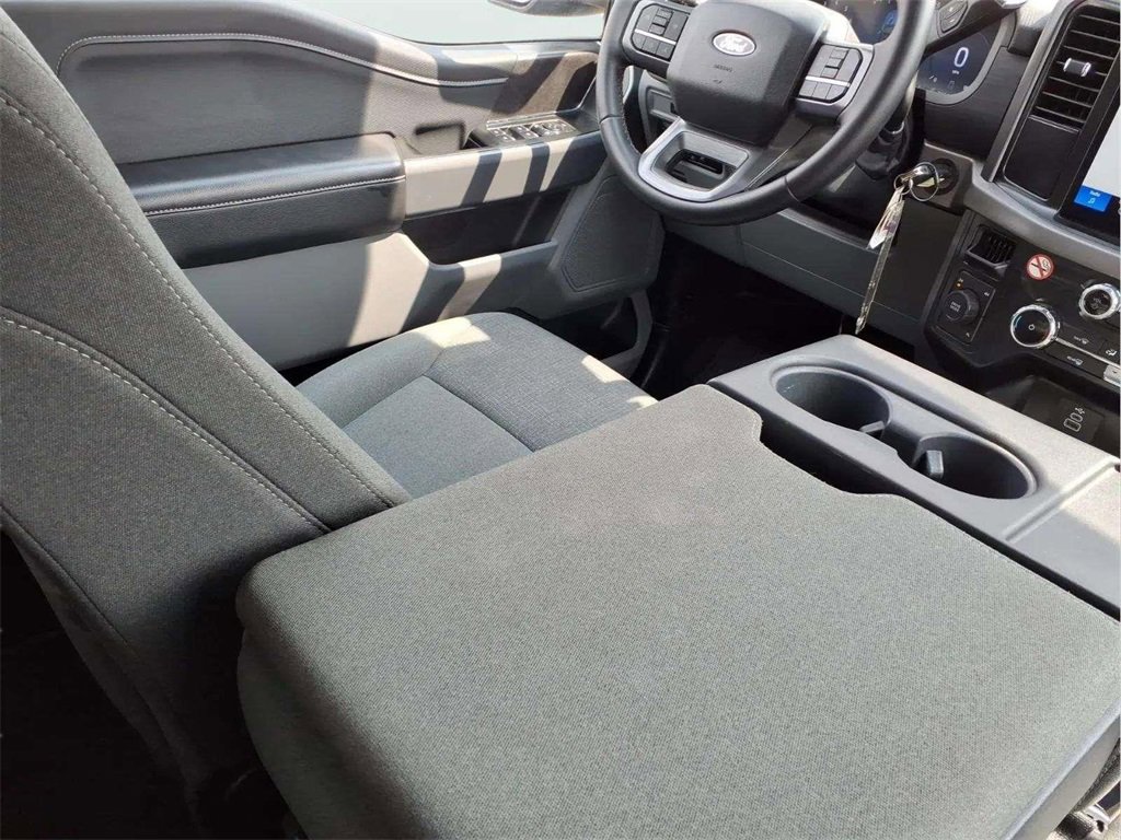 Used 2025 Ford F150 XLT w/ Equipment Group 301A Standard image 10