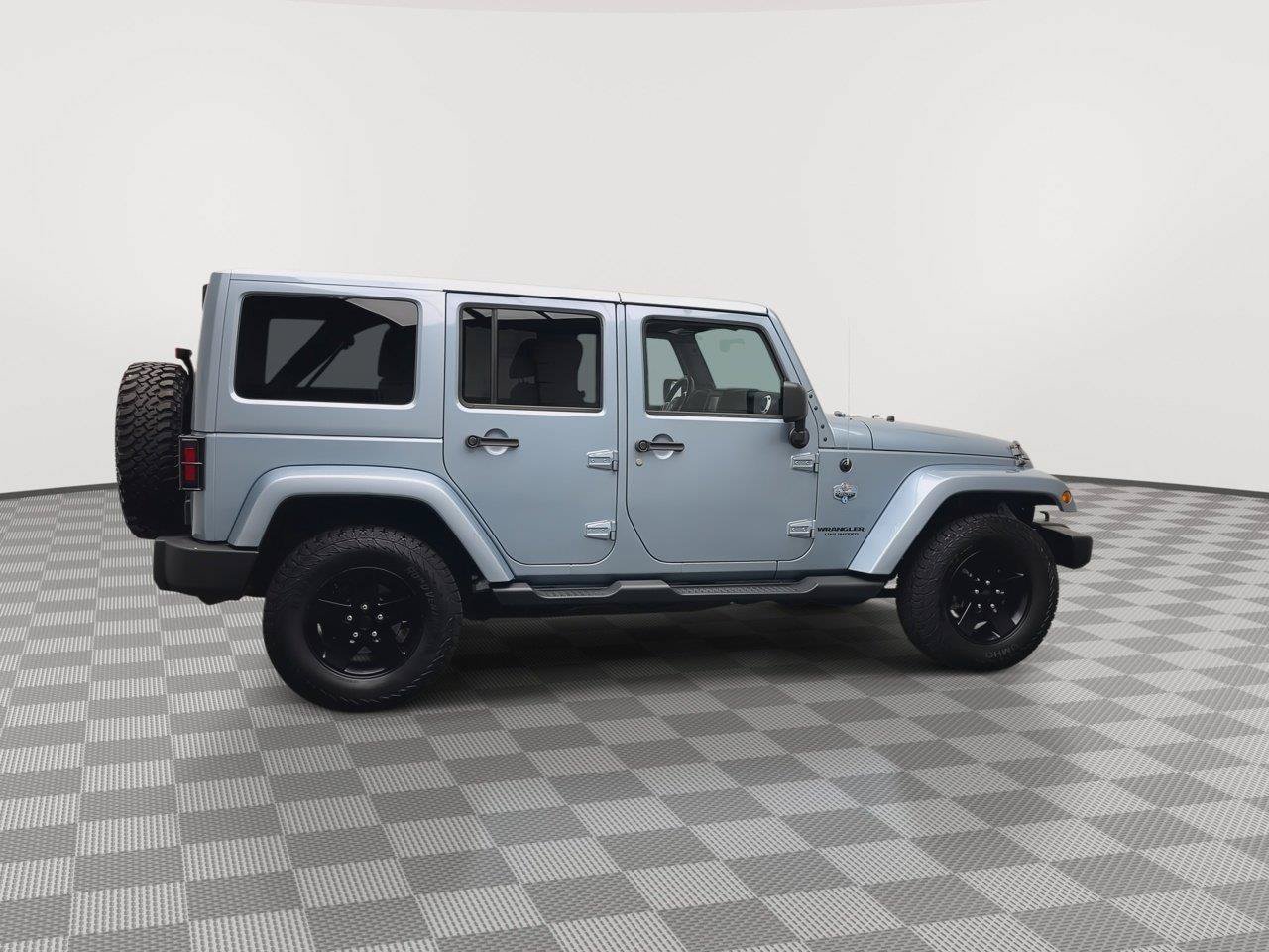 Used 2012 Jeep Wrangler Unlimited Sahara AWD/4WD image 35