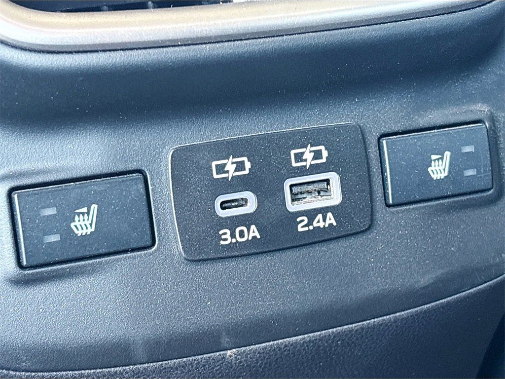 Used 2024 Subaru Outback Limited image 27