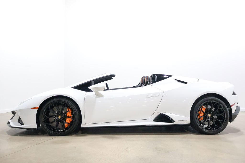 Used 2024 Lamborghini Huracan EVO image 14