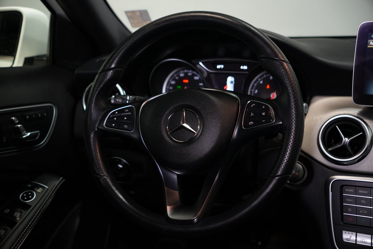 Used 2020 Mercedes-Benz GLA 250 4MATIC image 17