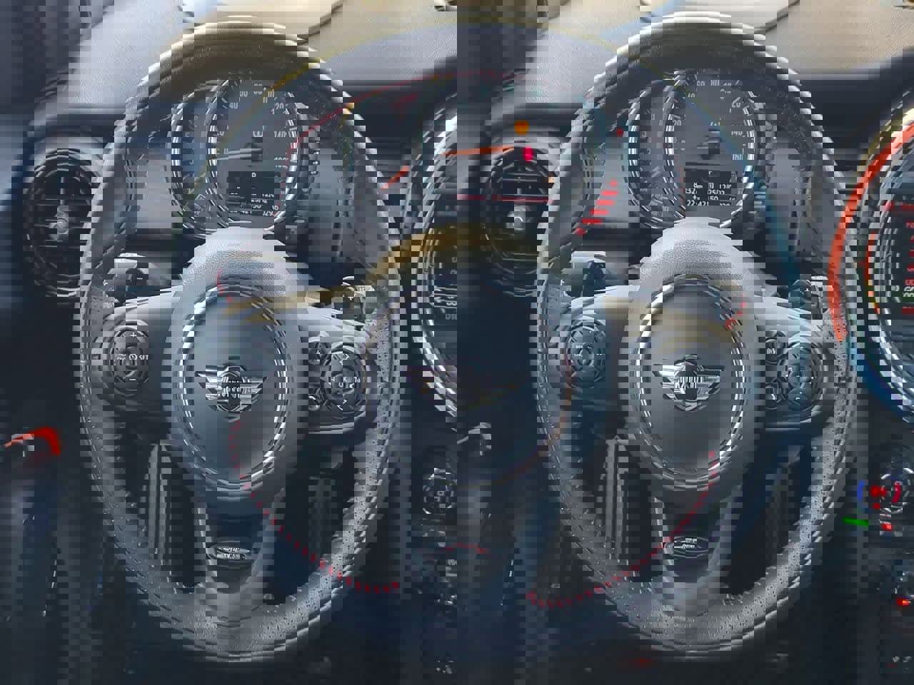 Used 2017 MINI Cooper S image 23