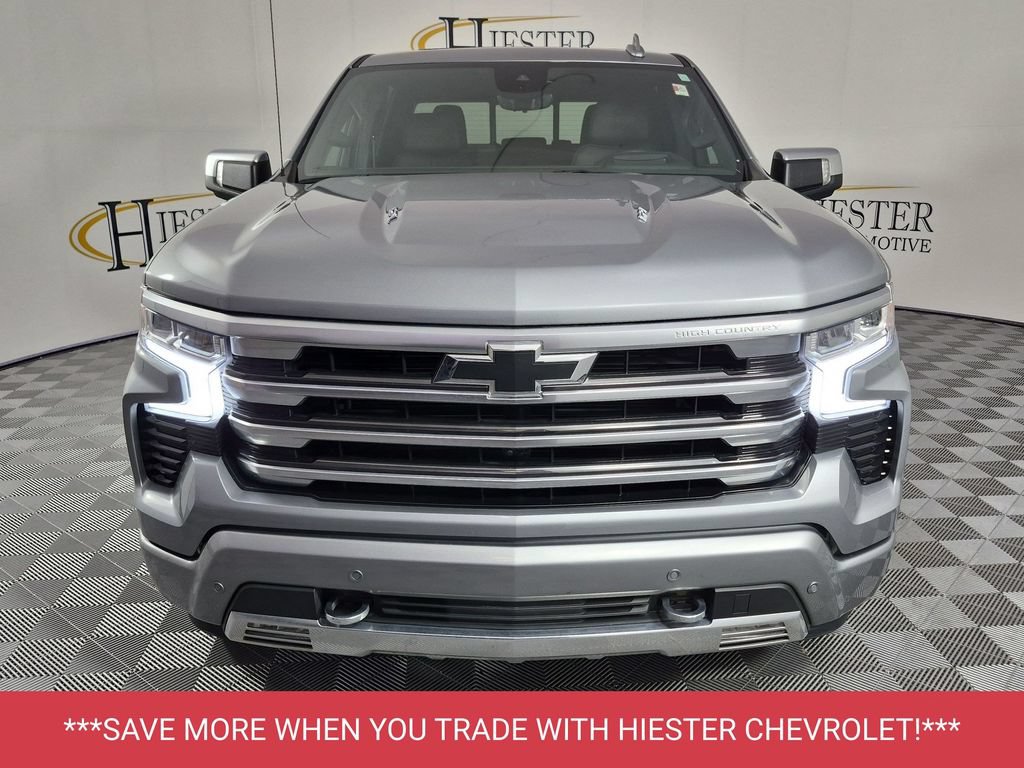 Used 2025 Chevrolet Silverado 1500 High Country AWD/4WD image 9