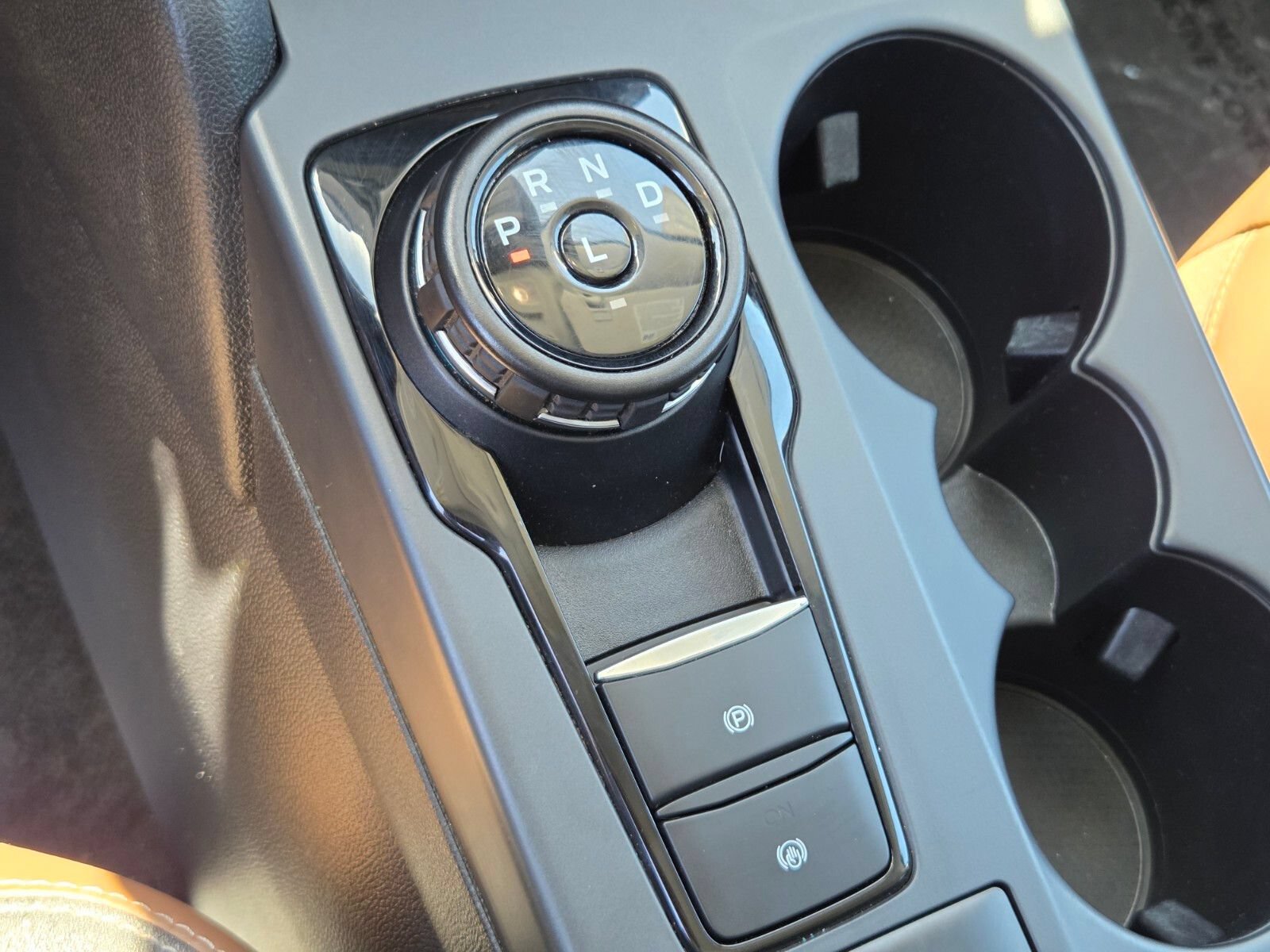 Certified 2024 Ford Bronco Sport Outer Banks w/ Topo Graphic Package AWD/4WD image 23