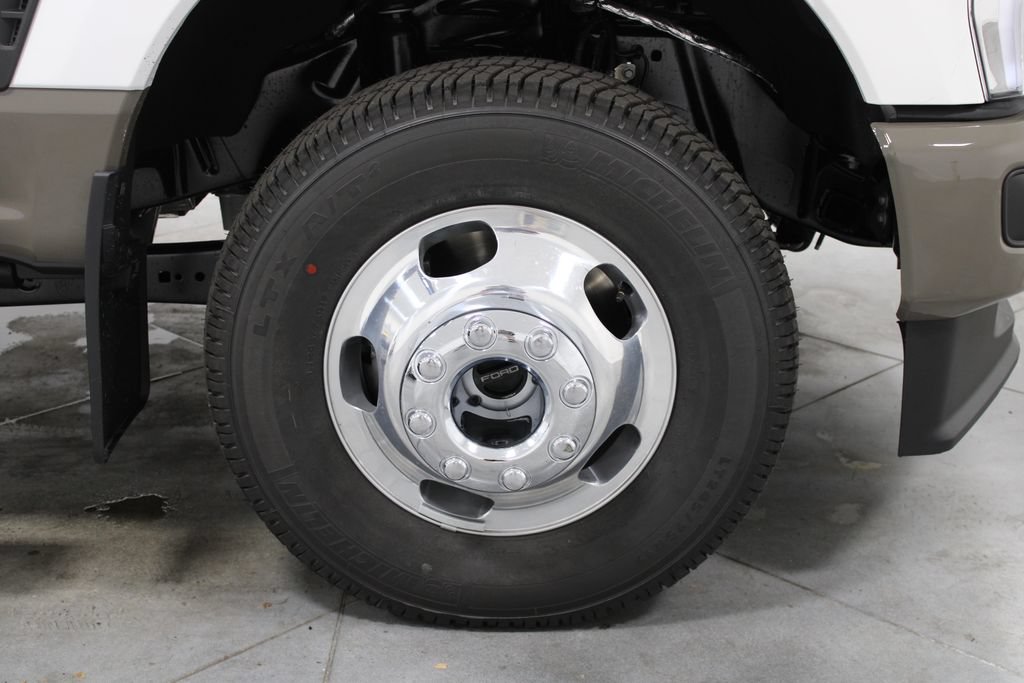 New 2026 Ford F350 King Ranch AWD/4WD image 15