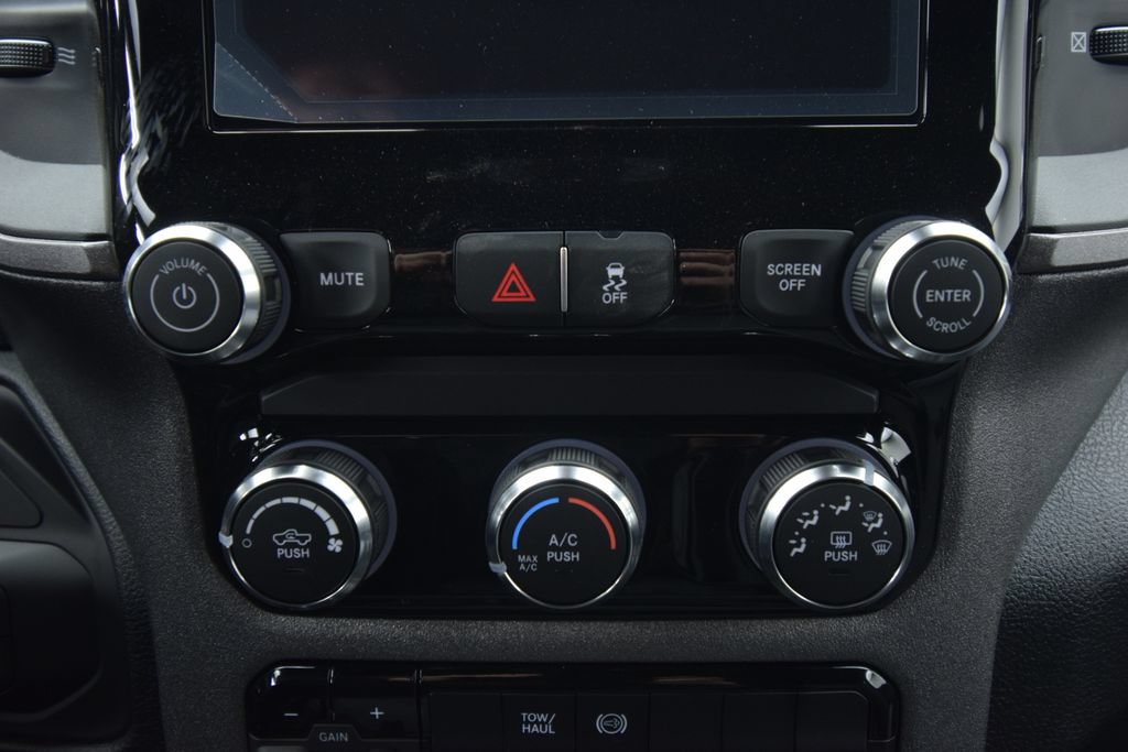 New 2026 RAM 5500 Tradesman w/ Chrome Appearance Group AWD/4WD image 15