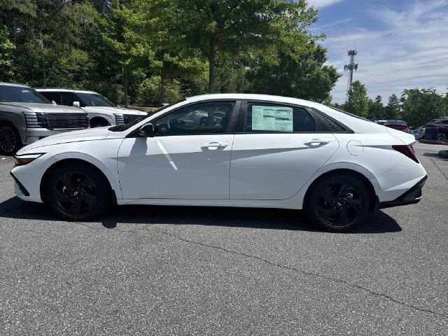 New 2026 Hyundai Elantra Sport FWD image 4