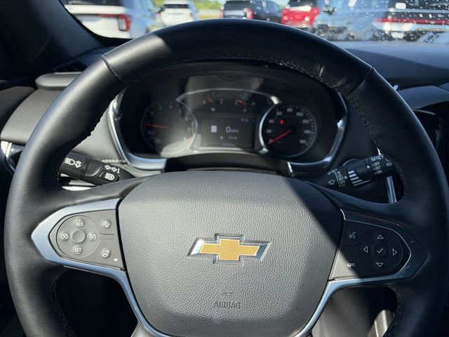 Used 2023 Chevrolet Traverse LT w/ LT Premium Package AWD/4WD image 14
