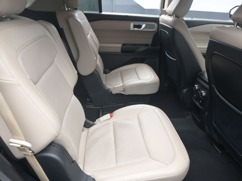 Used 2020 Ford Explorer Limited w/ Hybrid Equipment Group 310A image 24