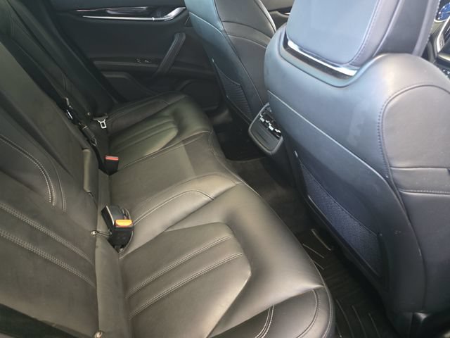 Used 2017 Maserati Ghibli S Q4 AWD/4WD image 13