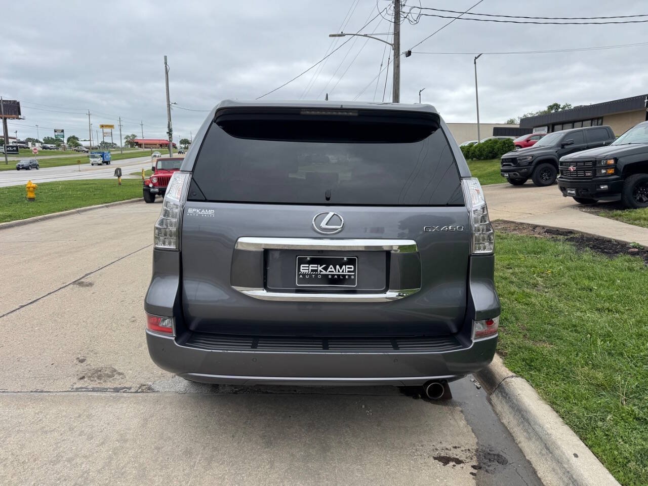 Used 2016 Lexus GX 460 w/ Premium Package AWD/4WD image 4