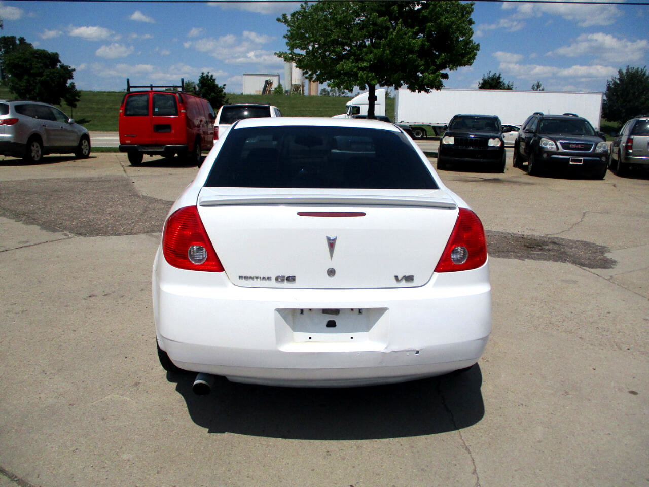 Used 2009 Pontiac G6 Sedan w/ Sport Package 2 image 5