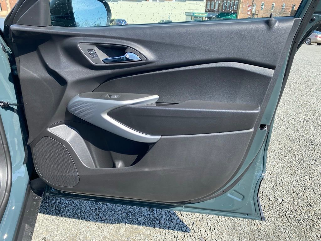 New 2026 Chevrolet Trax LS image 21