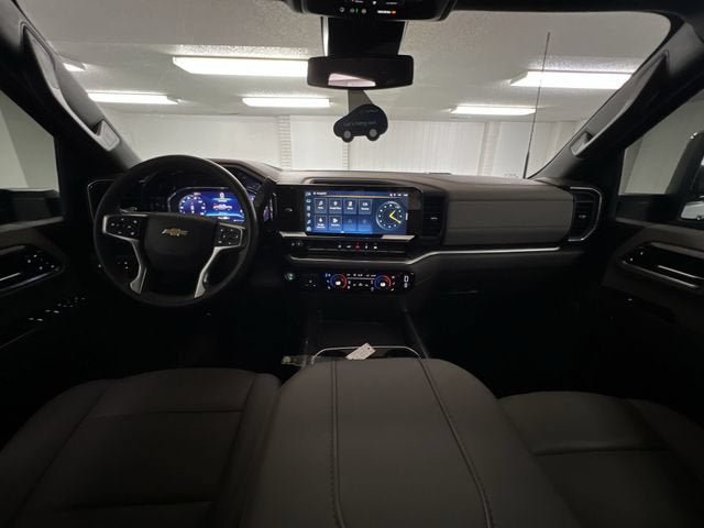 Certified 2024 Chevrolet Silverado 2500 LTZ w/ LTZ Convenience Package AWD/4WD image 20