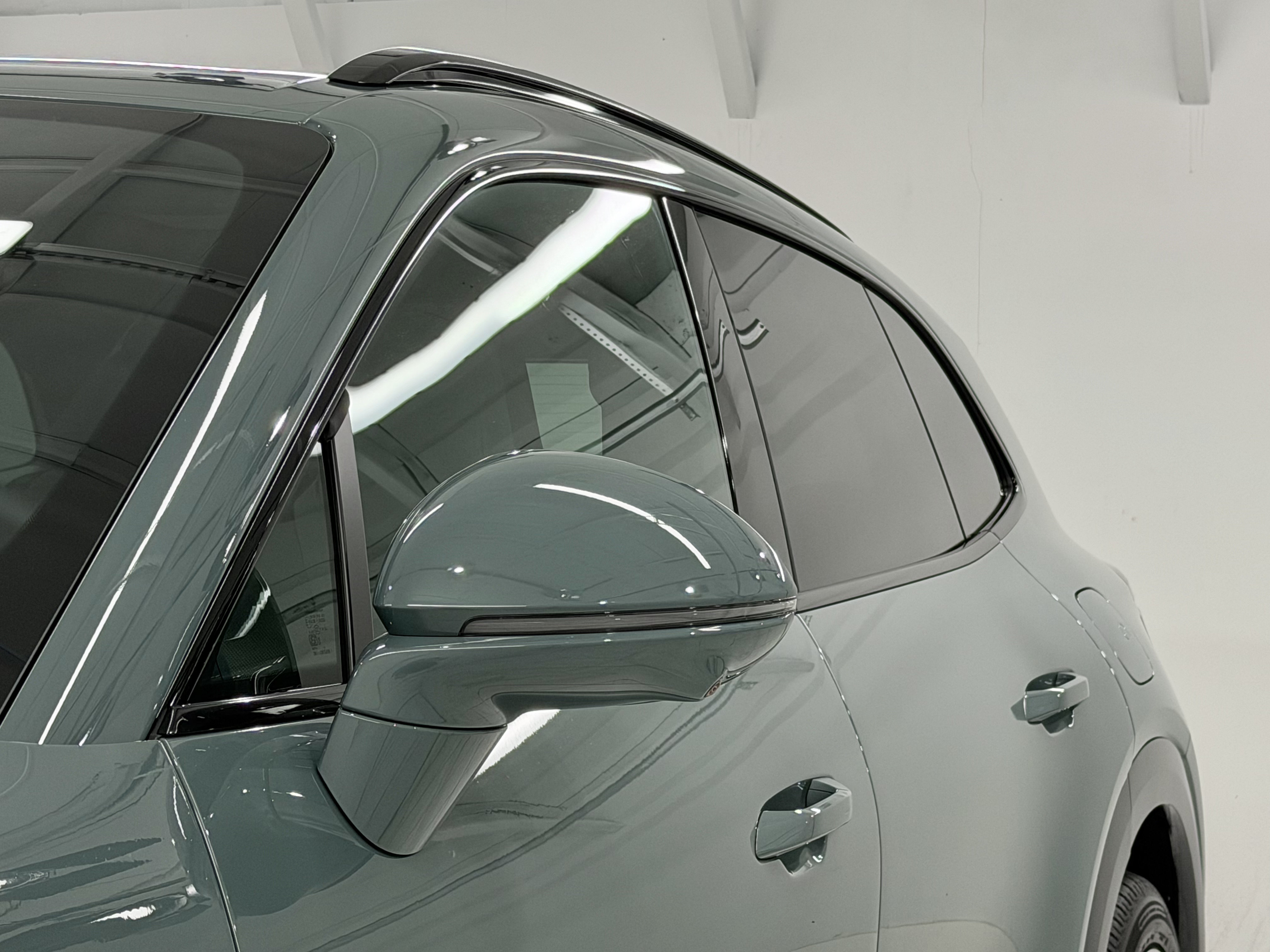 New 2026 Porsche Cayenne Electric AWD/4WD image 19