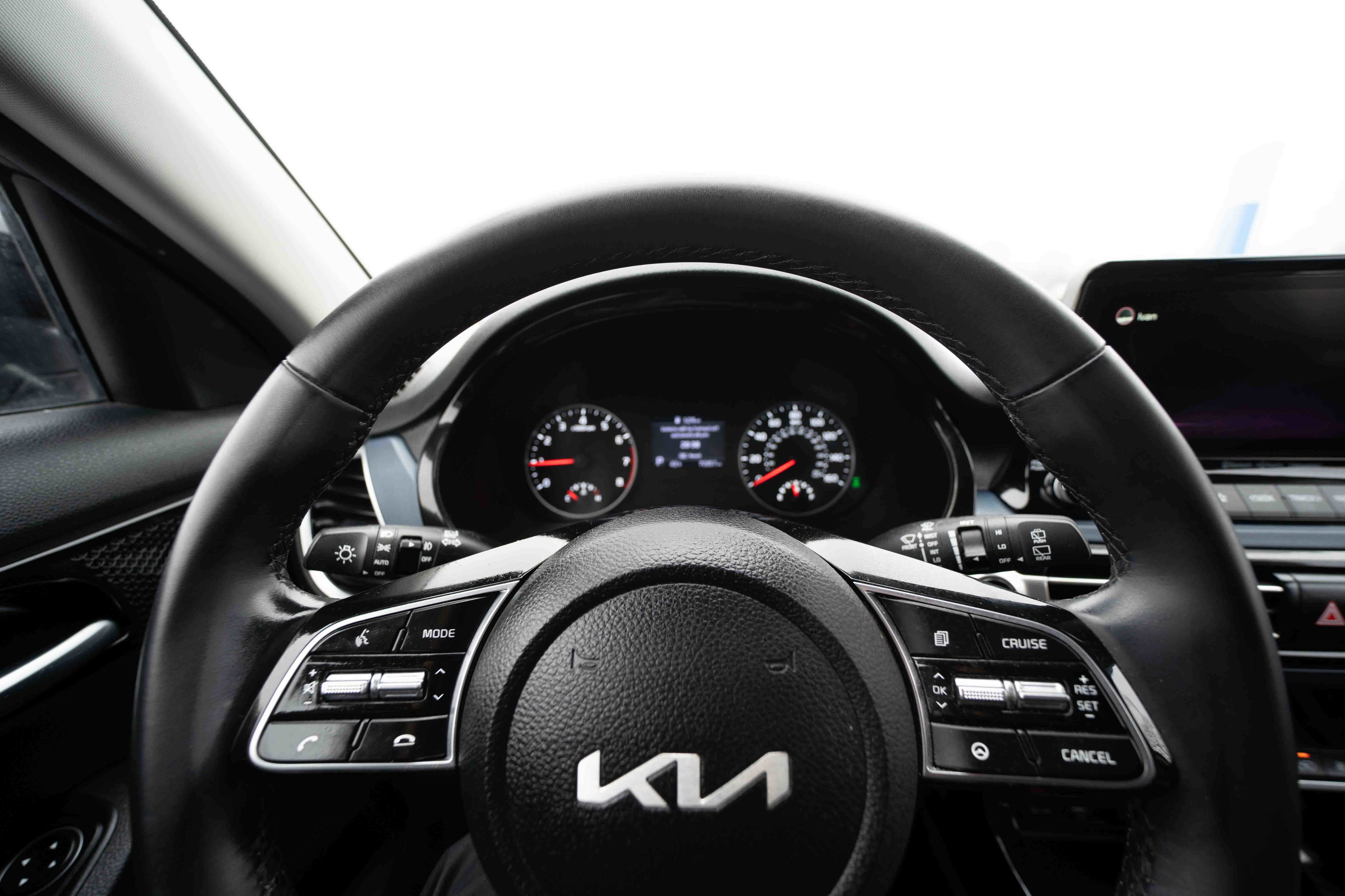 Used 2022 Kia Seltos Nightfall Edition image 15