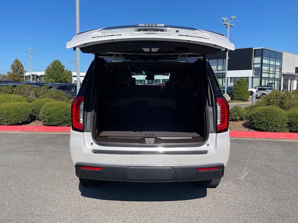 Used 2024 GMC Yukon XL Denali w/ Advanced Technology Package AWD/4WD image 7