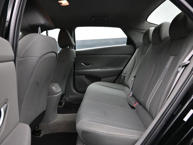 Used 2023 Hyundai Elantra SEL w/ Convenience Package FWD image 27